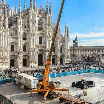 Piazza Duomo Christmas Tree - Work in progress